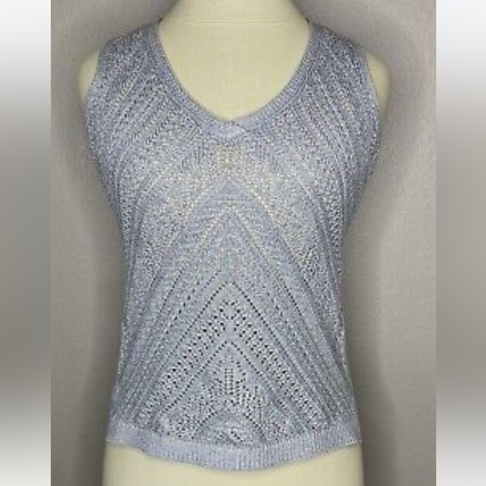 White House Black Market Gray Silver Metallic Sleeveless Sz M  V-Neck Sweater